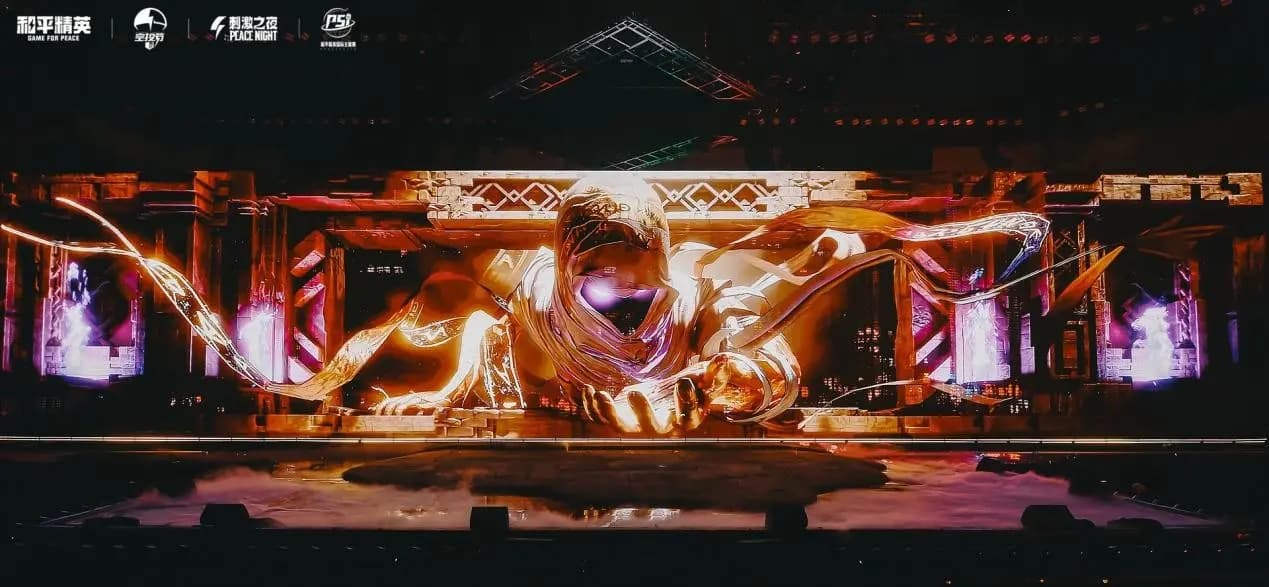 原创 | 真顶流！狂揽全平台350+个热搜，他们做出了今夏最爆的潮流秀场