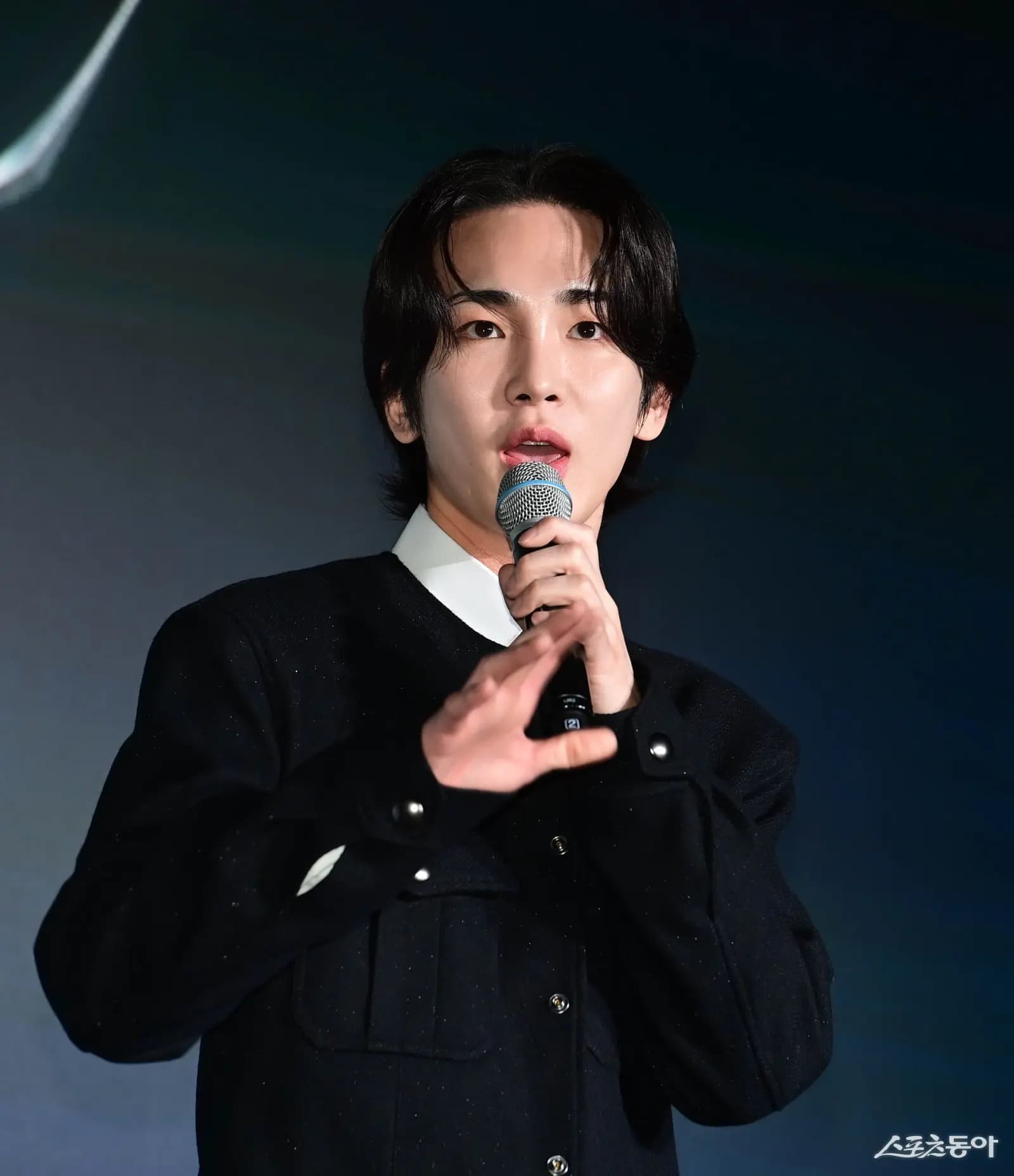 Key，“注射姨母”嫌疑道歉…因暂停所有活动演艺圈也紧急应对[SD이슈]