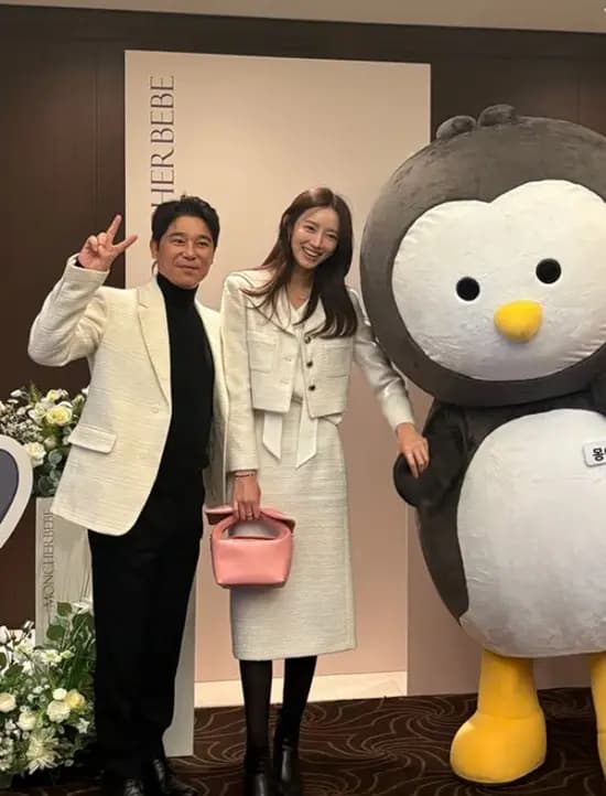 徐夏妍与林昌正年终派对恩爱照 模特姿势粉丝最爱 SEO图片描述