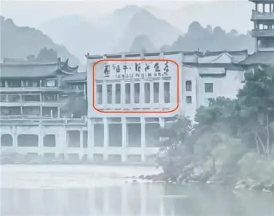 摄影大赛一等奖作品被指AI生成 官方回应：正在核查