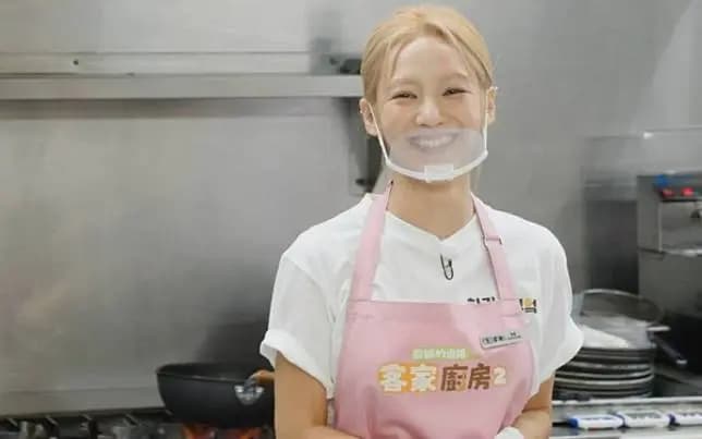 HyoYeon of Girls' Generation and Wen Sheng-hao getting along well as teammates in 'Chef's Emergency Landing: Hakka Kitchen 2'