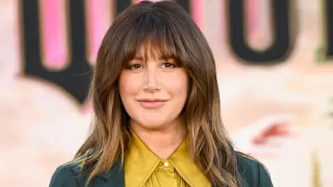 《歌舞青春》中阿什丽·提斯代尔饰演夏培的经典剧照