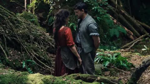 环球剧院中《哈姆雷特》首演，艾格尼丝现身观众席的场景