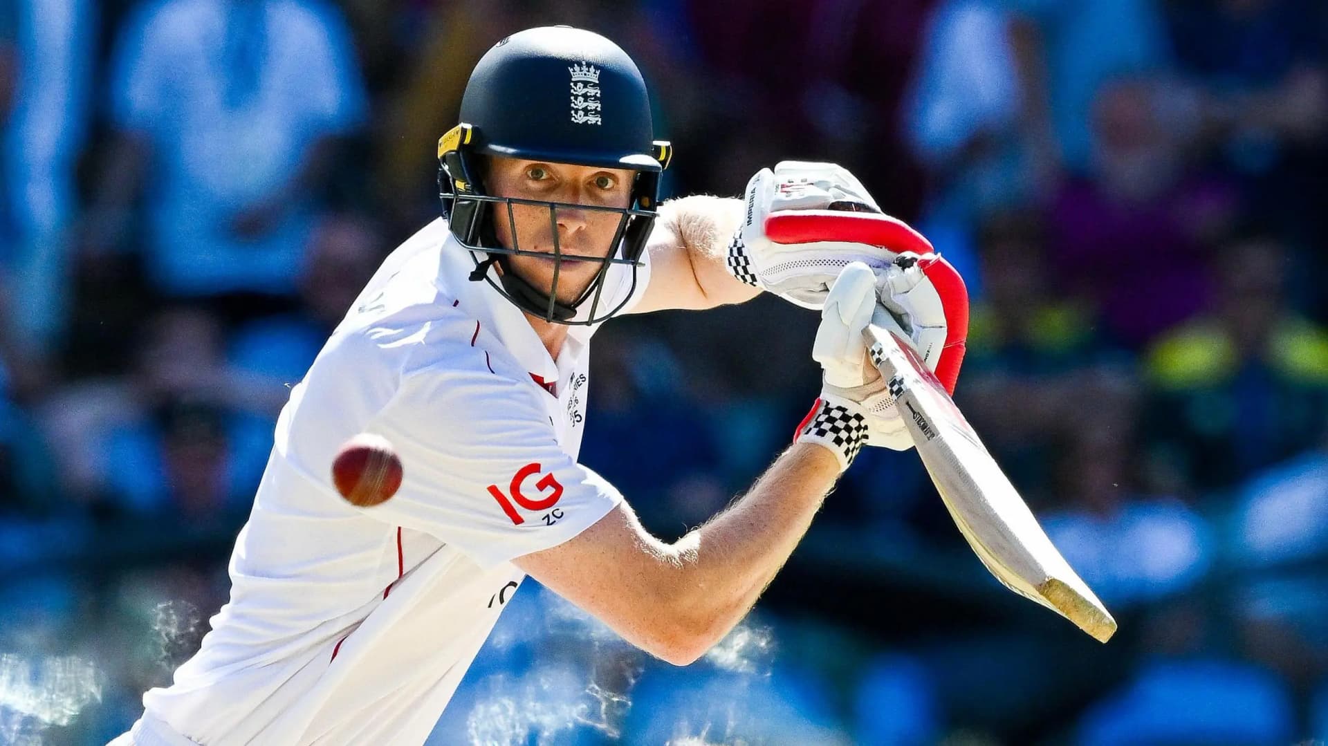 英格兰板球运动员扎克·克劳利赛场照片