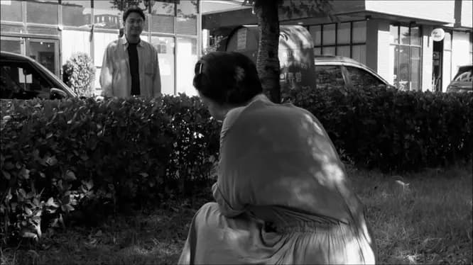 韩国演员宋宣美及洪常秀电影常用演员阵容合影