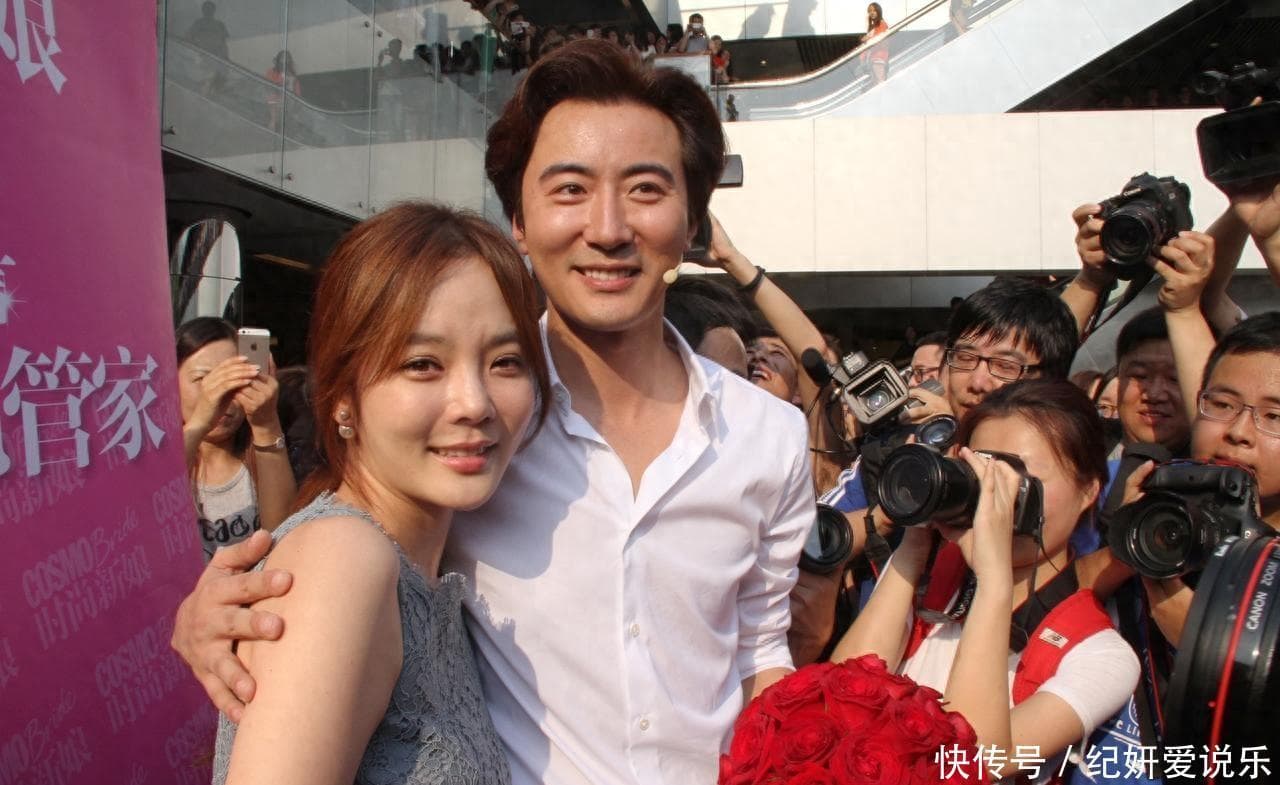 高梓淇直播累到静脉曲张的照片