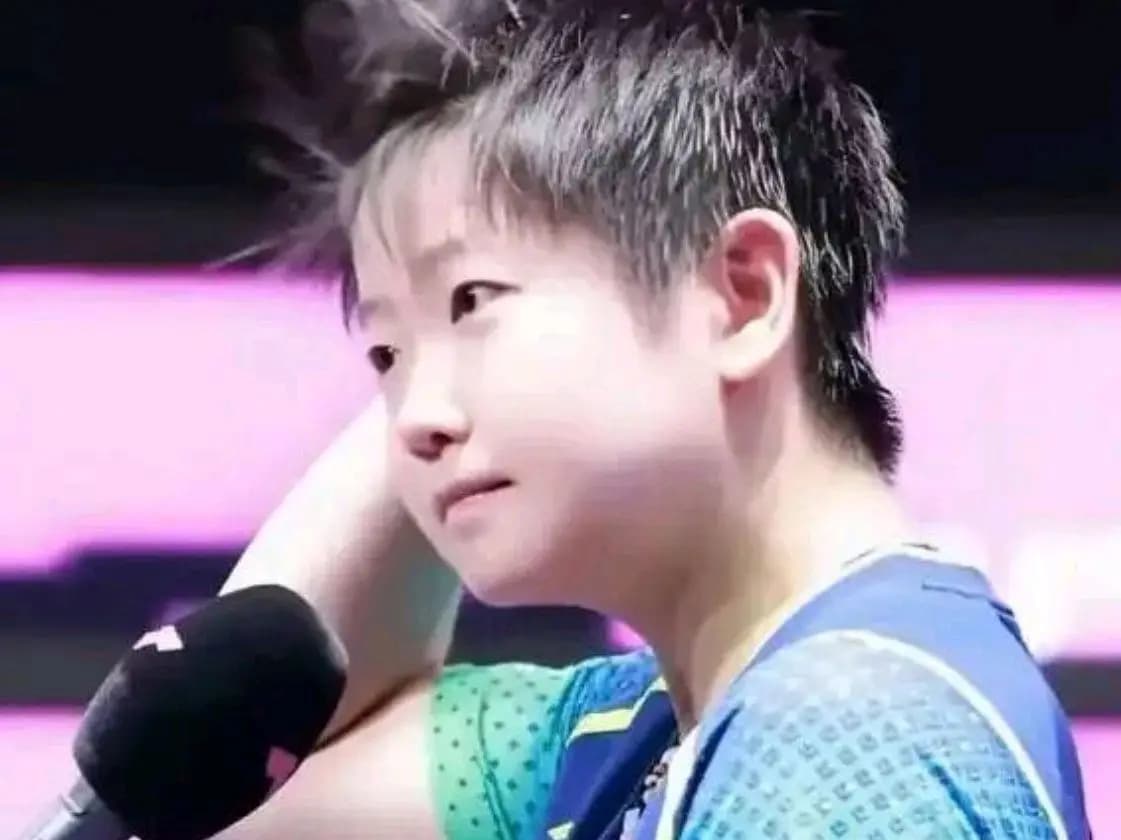 孙颖莎赛场英姿展现国乒女单绝对统治力